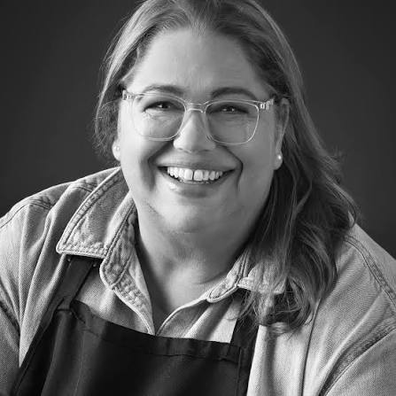 How Marisa Papetti of Marie’s Bees Grew Backyard Honey Into a Thriving Product-Based Business