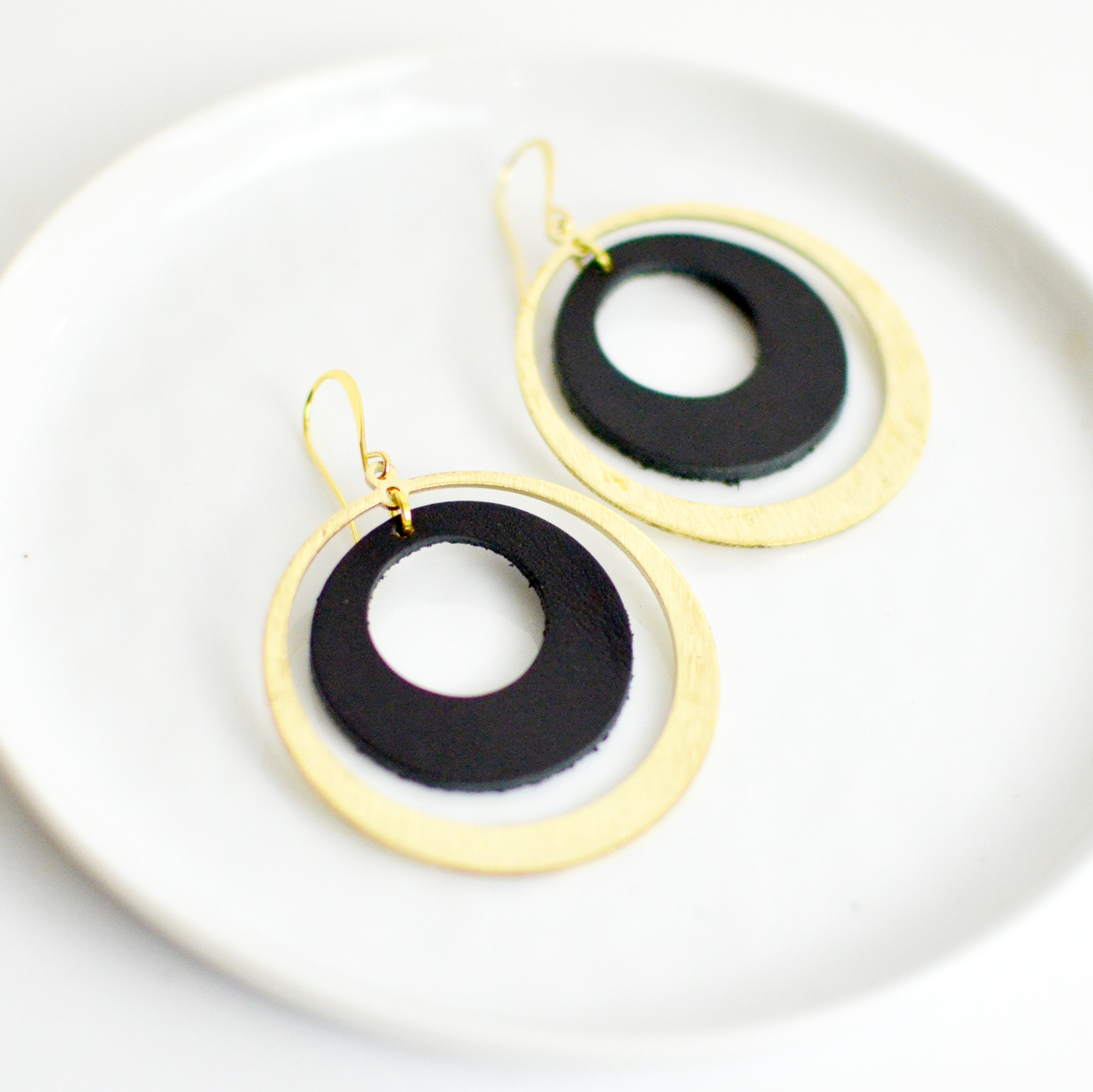 2 Hoop Leather Earrings