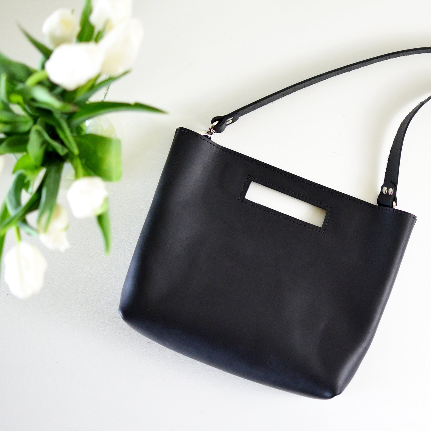 PENELOPE Handbag - Black Leather