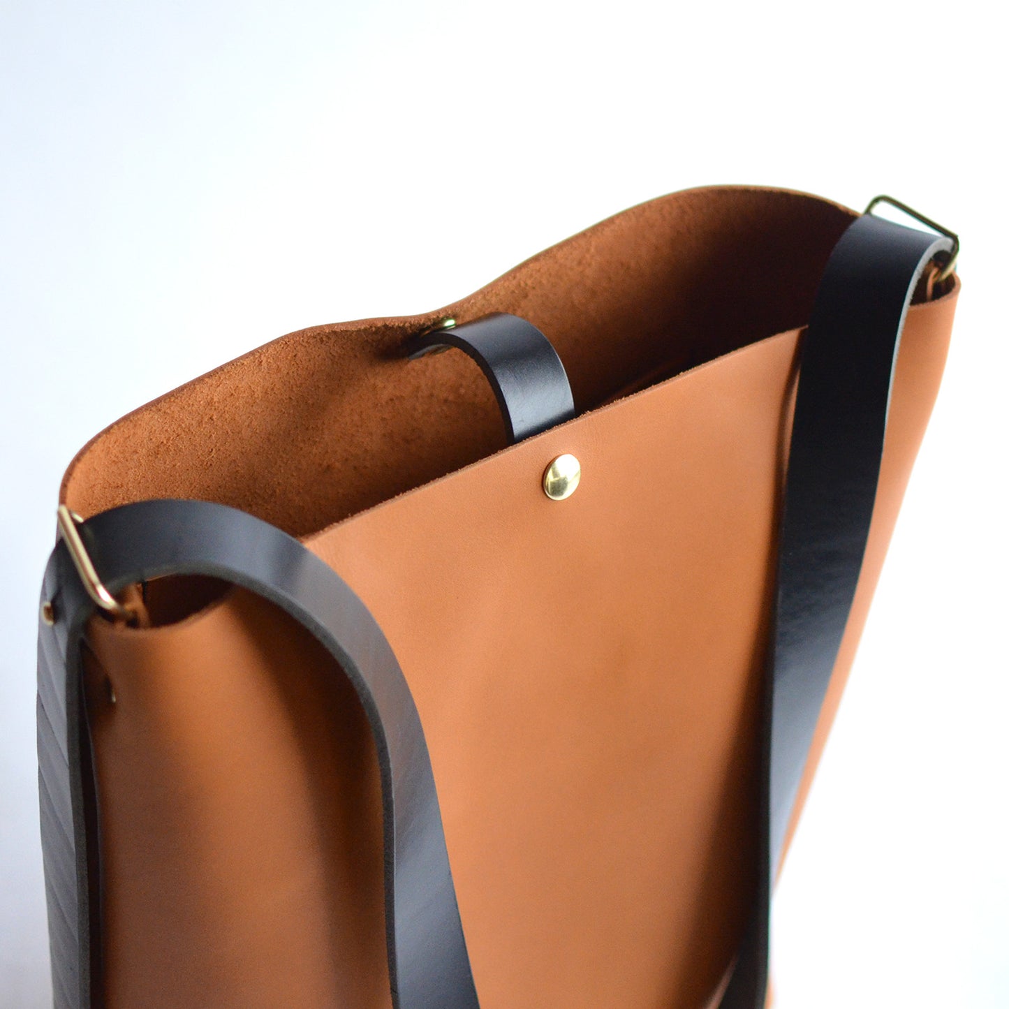 Large Crossback (crossbody + backpack) - Black Leather