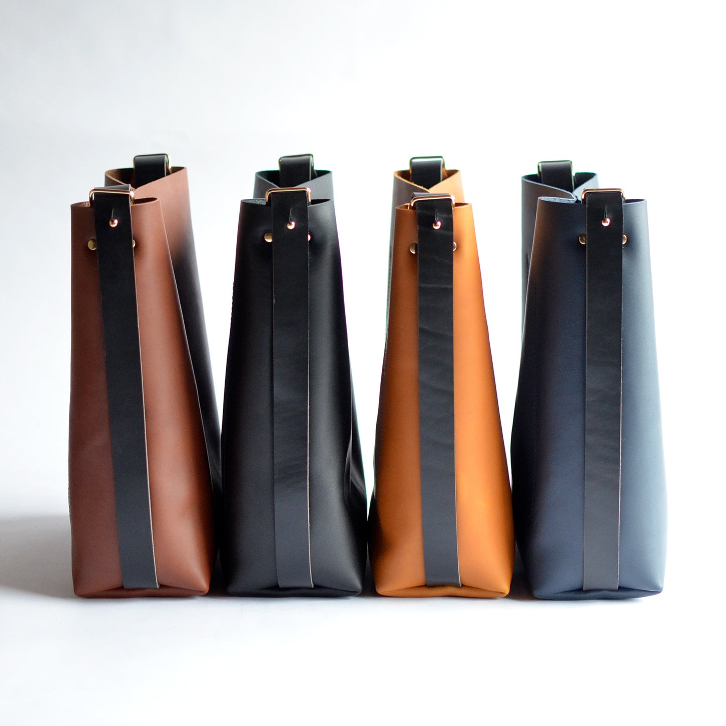 Large Crossback (crossbody + backpack) - Black Leather