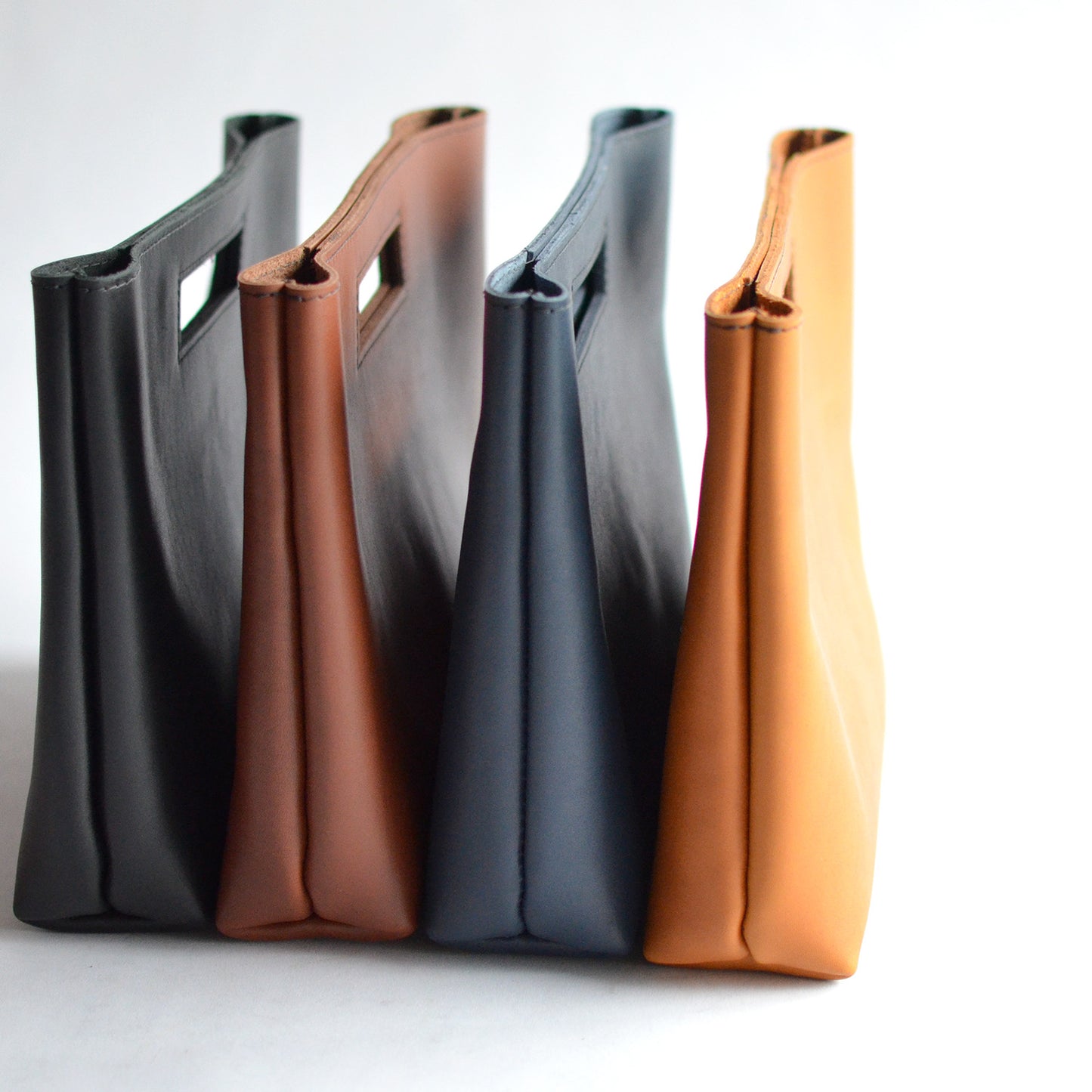PENELOPE Handbag - Brown Leather