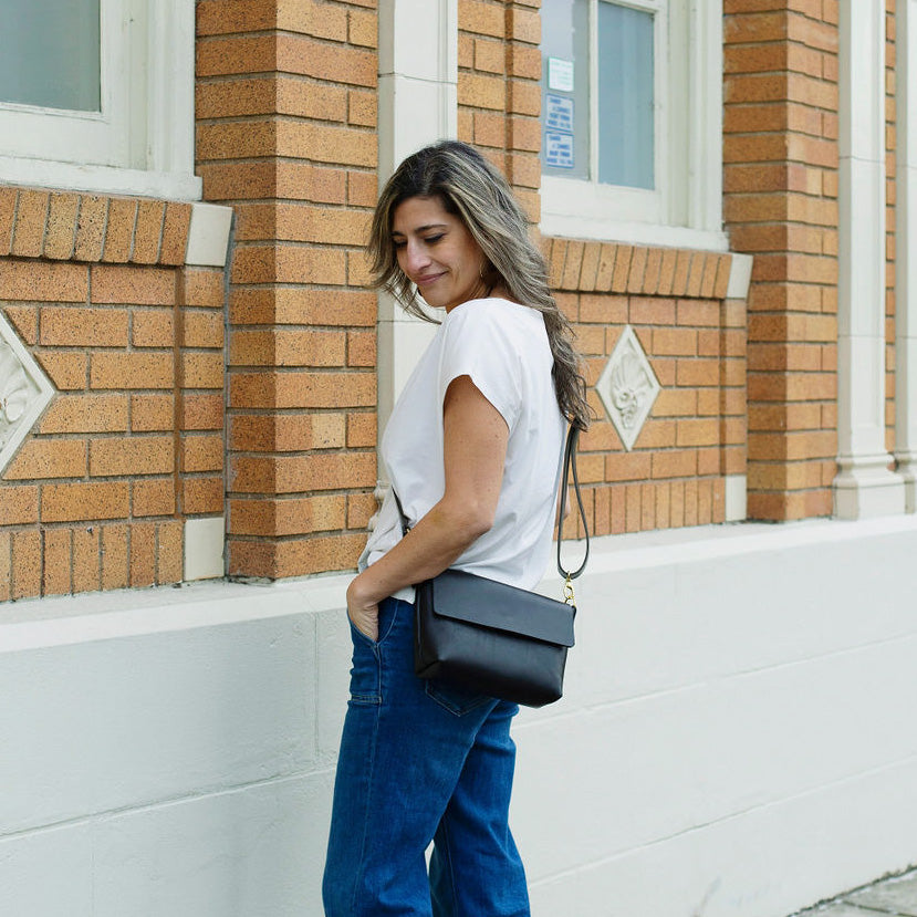 HARLOW Crossbody Clutch - Navy Blue Leather