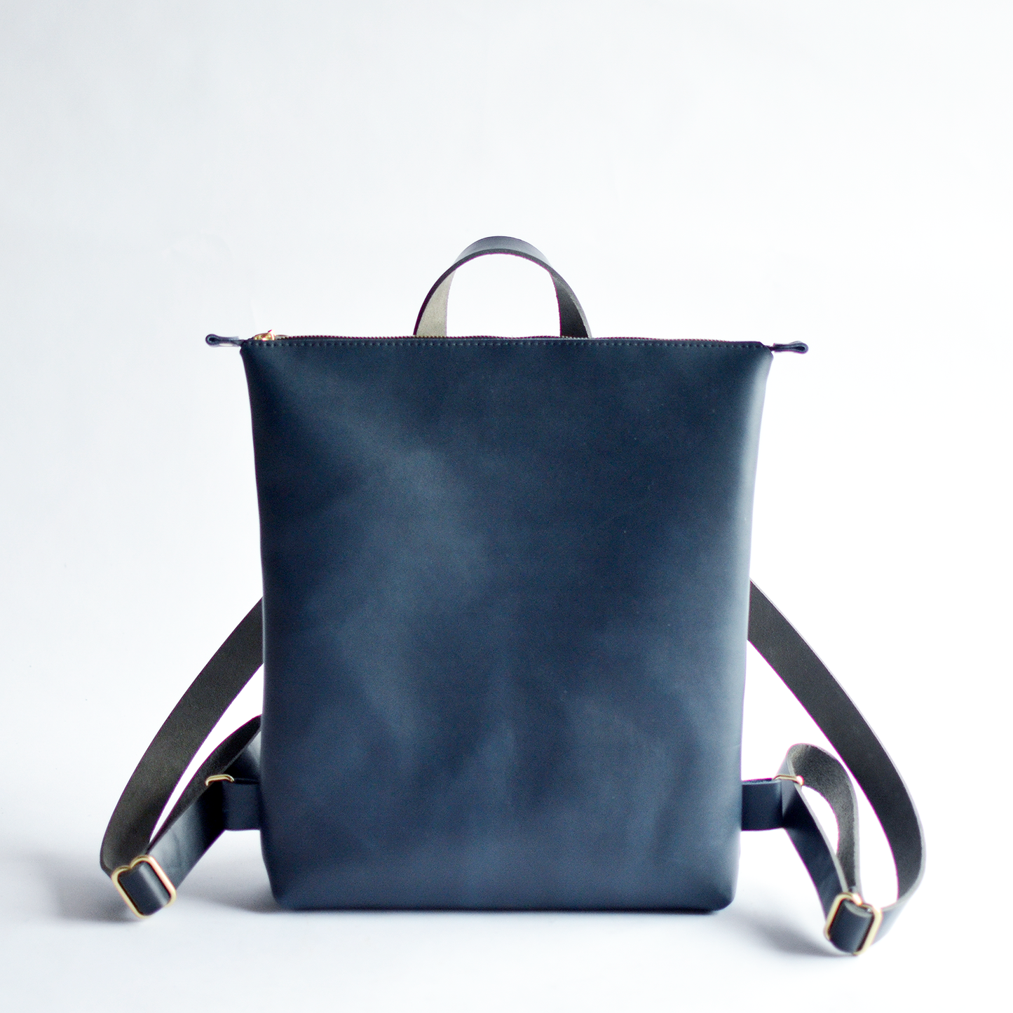 Minimalist Backpack - Navy Blue Leather