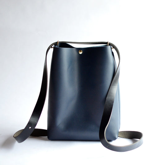 Large Crossback (crossbody + backpack) - Navy Blue Leather